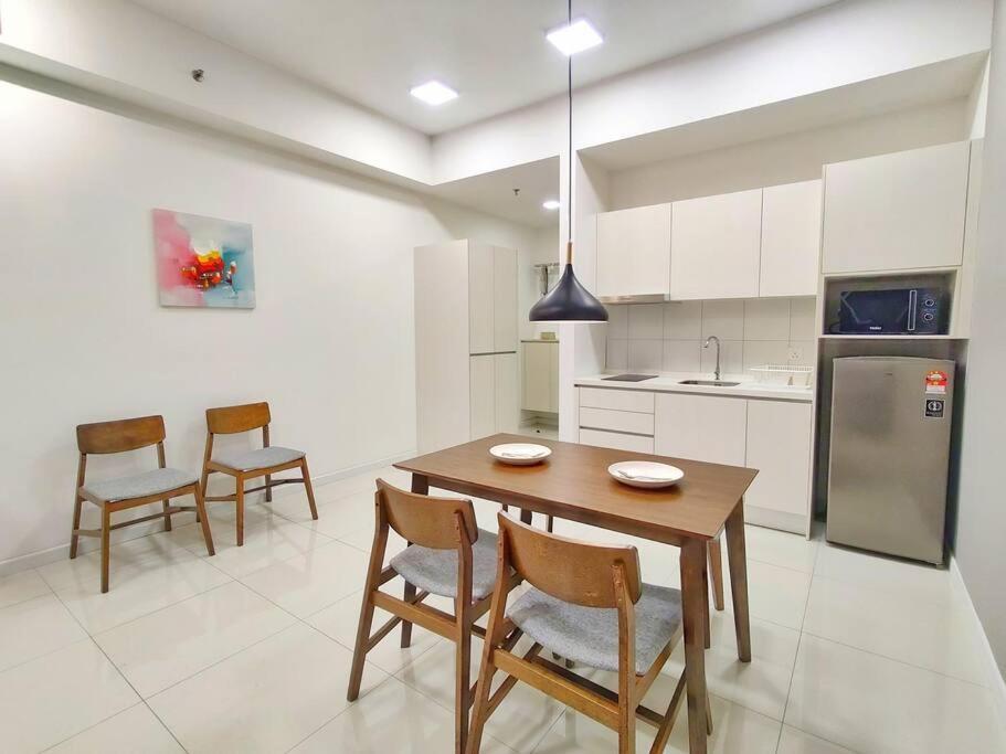 The Luxe Chamber Kl Apartment