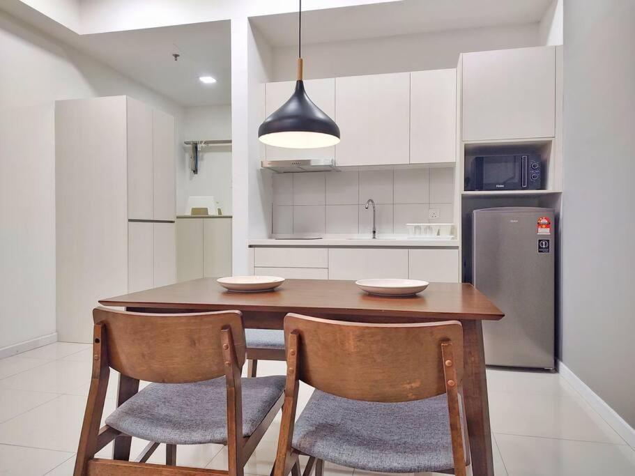 The Luxe Chamber Kl Apartment