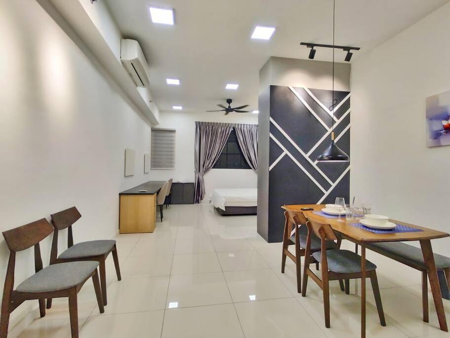 The Luxe Chamber Kl